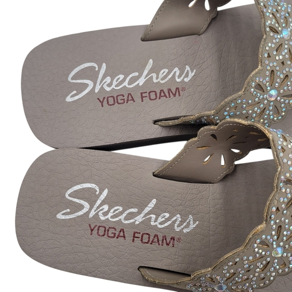 Skechers Vinyasa Pretty Thang Sandals Size 8 Taupe Iridescent Rhinestones Wedge - Picture 6 of 8